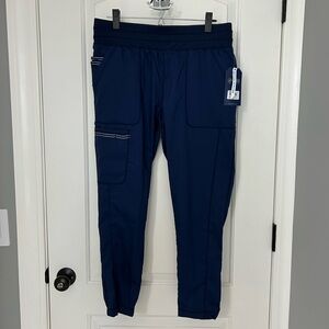 NWT Cherokee Workwear Revolution Scrub Pants Petite Medium Navy Jogger Style New